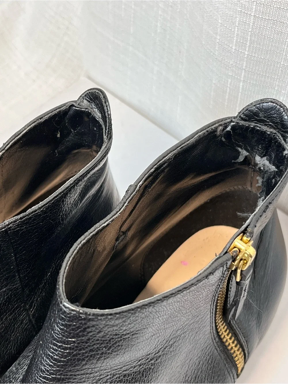 Cole Haan Grand.ØS Black Leather Ankle Booties Side Zip Low Heel Boots Sz 9B